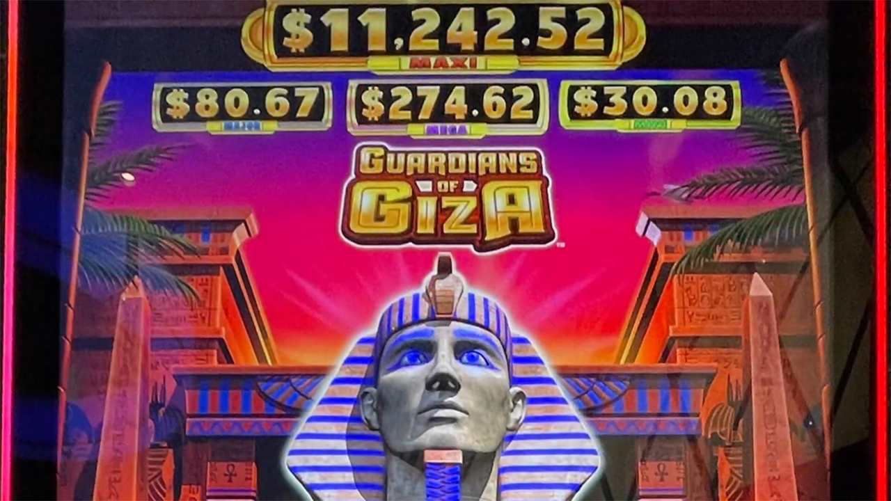 Guardians Of Giza Advantage Play